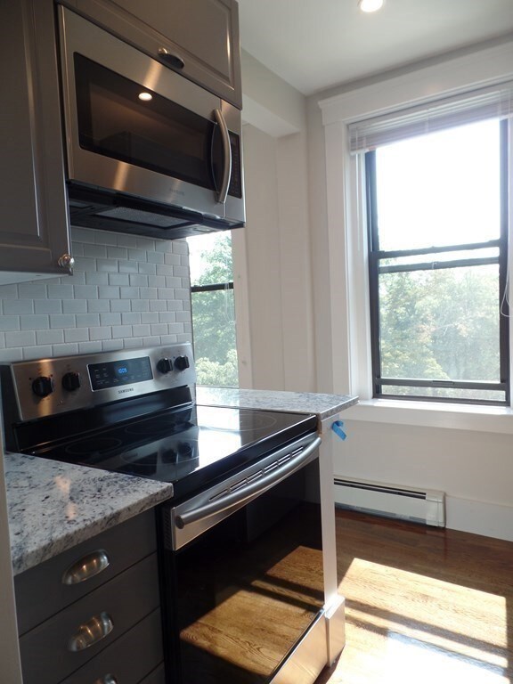 61 Park Dr unit 12, Boston, MA 02215 - photo 5