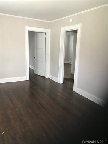 1002 Wood St, Statesville, NC 28677 - photo 3