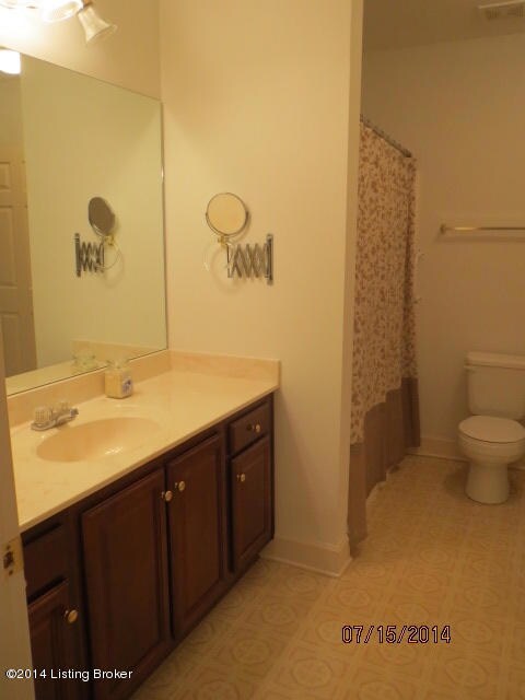 8405 Elsie Ct unit 8405, Louisville, KY 40228 - photo 3