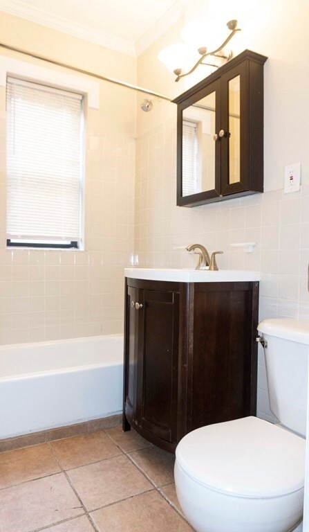 435 Walnut Ave unit 5, Roxbury, MA 02119 - photo 5