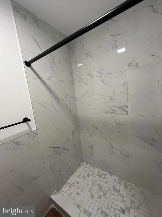 5917 Spruce St unit 2, Philadelphia, PA 19139 - photo 7