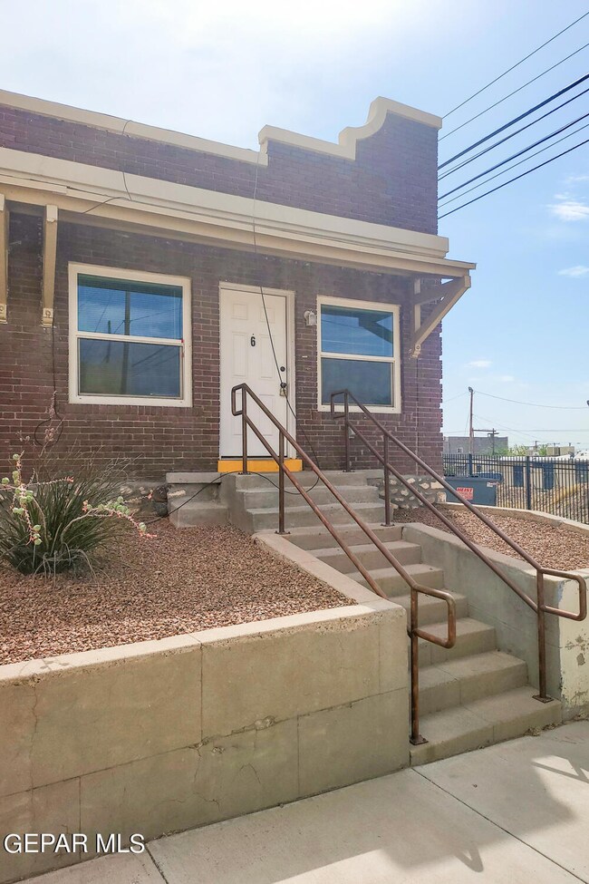 1100 Cedar St unit 6, El Paso, TX 79930 - photo 2