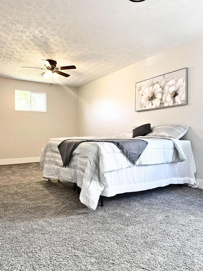 331 S Oakley Ave, Columbus, OH 43204 - photo 2