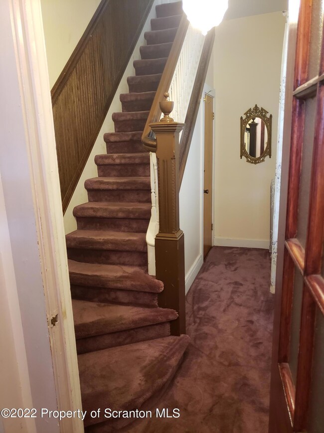 1413 Monsey Ave, Scranton, PA 18509 - photo 4