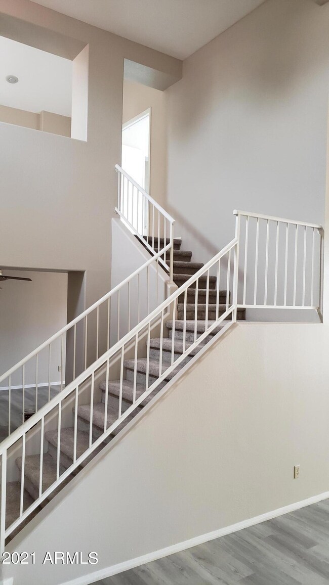 184 S Willow Creek St, Chandler, AZ 85225 - photo 4