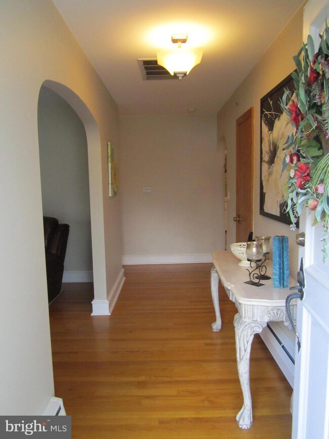 1517 N Main St, Williamstown, NJ 08094 - photo 2