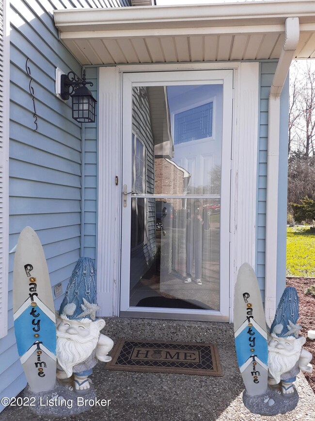 6613 Burlwood Dr, Louisville, KY 40229 - photo 5