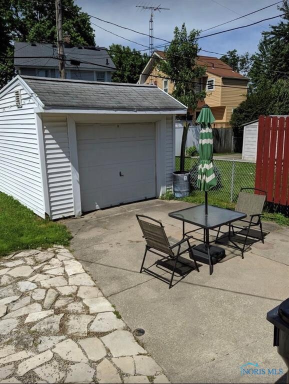 2522 Ivy Place, Toledo, OH 43613 - photo 6