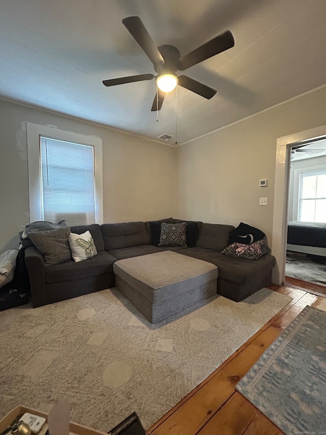 27 W Center St, Southington, CT 06489 - photo 2