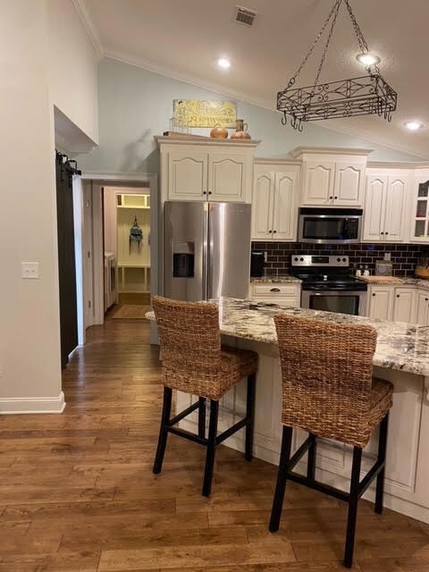Beautiful Granite Countertops and Tile Backsplash