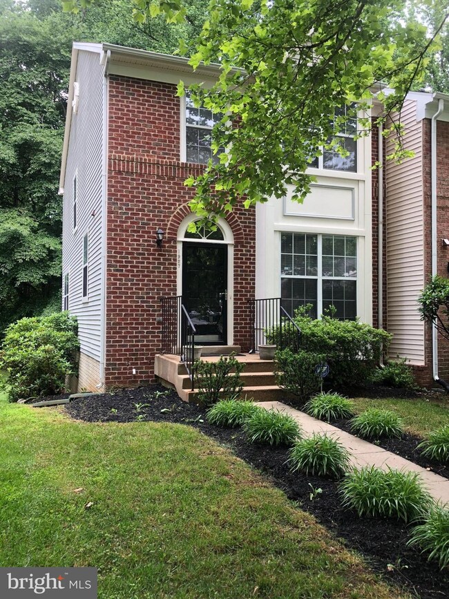 1927 Barrington Ct, Bowie, MD 20721 - photo 2