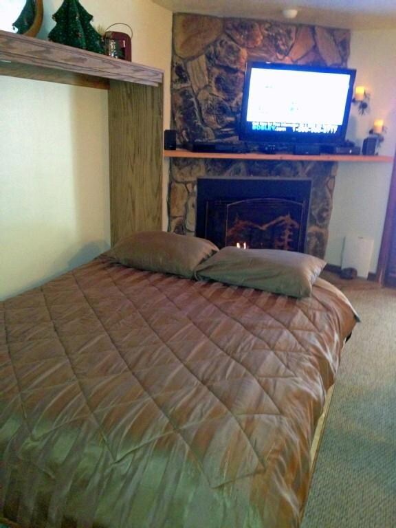 117 E Steam Engine unit 7A, Brian Head, UT 84719 - photo 2