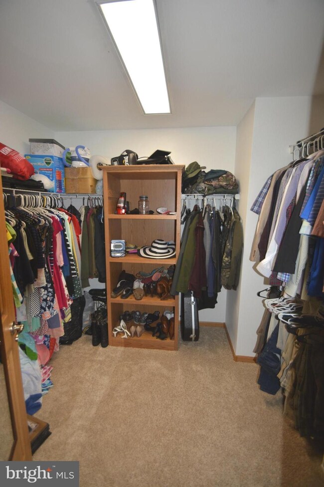 239 Chimney Dr, Bunker Hill, WV 25413 - photo 7