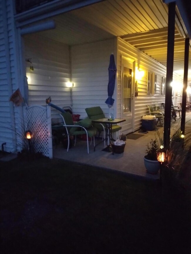 9 E Grand Ave unit 1, Scarborough, ME 04074 - photo 4