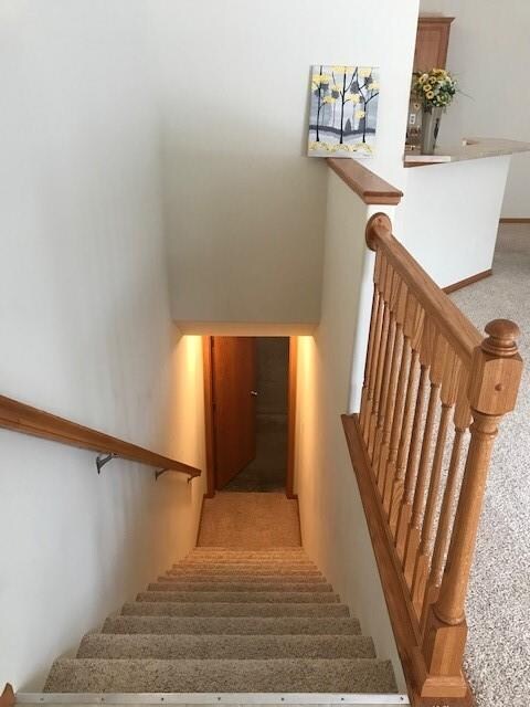 3316 Banar Dr SW unit C, Cedar Rapids, IA 52404 - photo 7