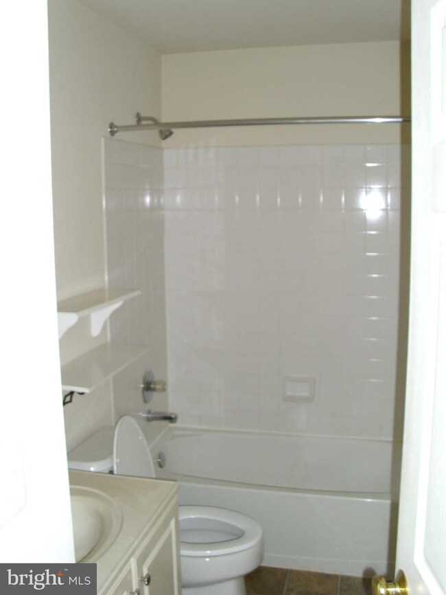 42804 Smallwood Terrace, Chantilly, VA 20152 - photo 6