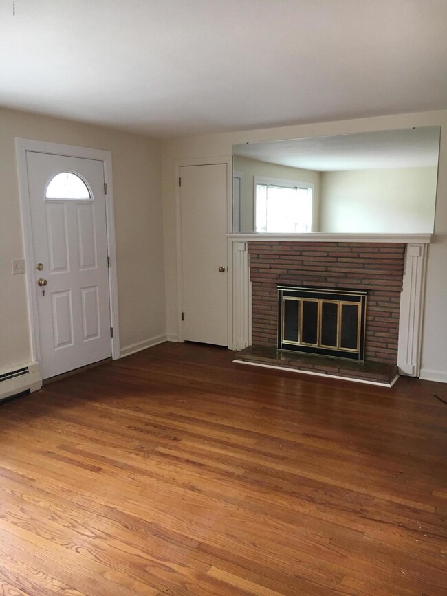 208 Dalton Division Rd, Pittsfield, MA 01201 - photo 4