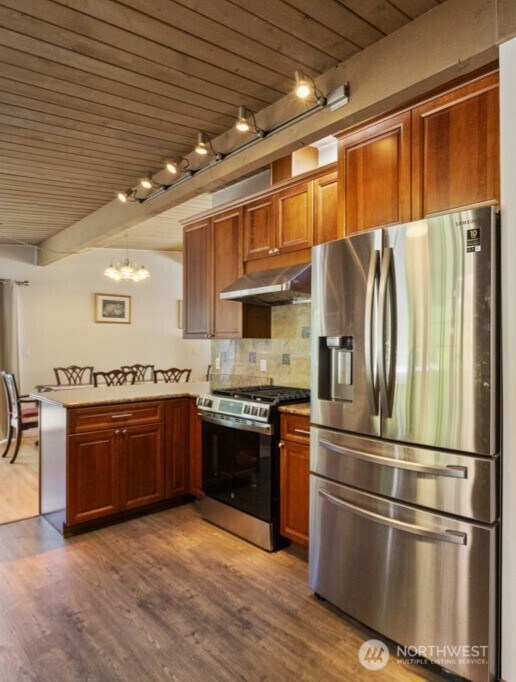 4026 Island Crest Way, Mercer Island, WA 98040 - photo 6