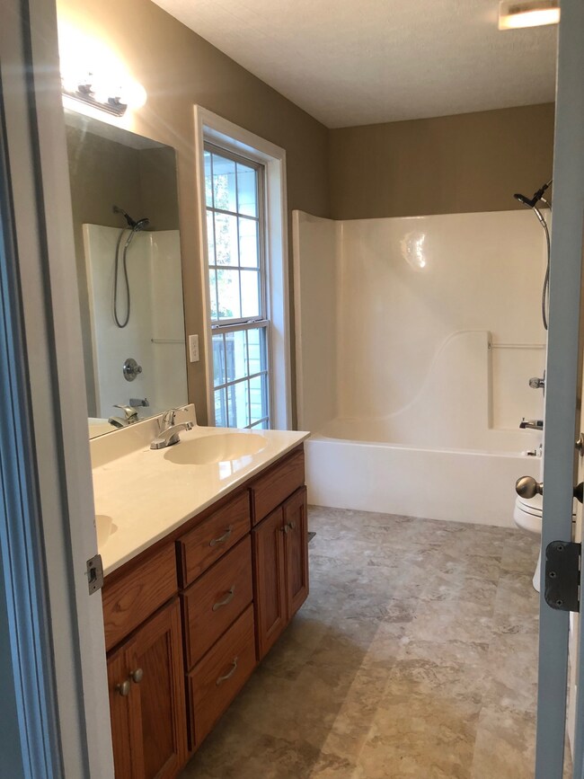 104 Pat Dr, Shelbyville, TN 37160 - photo 5