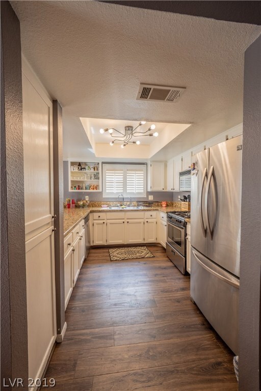 Nice Spacious Kitchen with new flooring