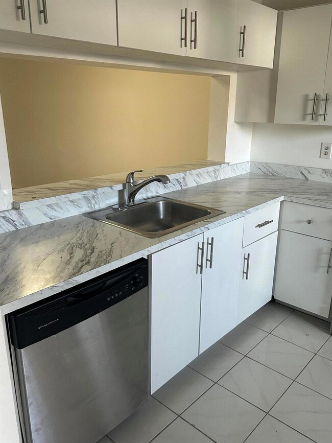 22064 Palms Way unit 1010, Boca Raton, FL 33433 - photo 6