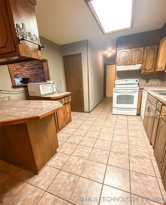 9602 E 9th St, Cushing, OK 74023 - photo 3