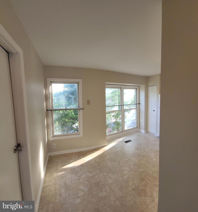 7384 Rokeby Dr, Manassas, VA 20109 - photo 4