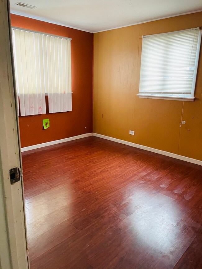 19041 Baker Ave, Country Club Hills, IL 60478 - photo 6