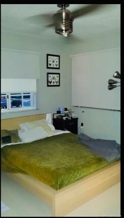 11091 NW 70th St, Doral, FL 33178 - photo 7