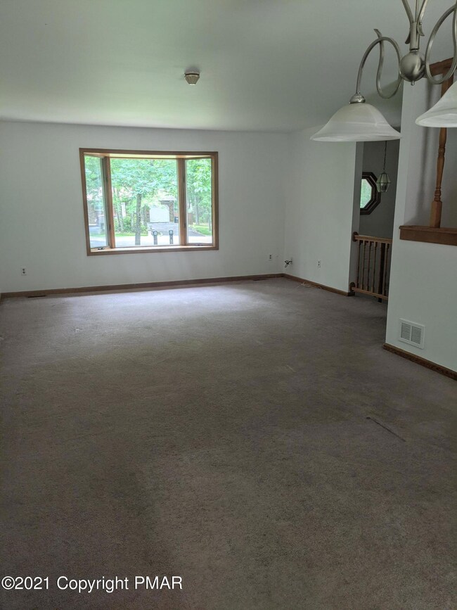 180 Shenkel Rd, Effort, PA 18330 - photo 5