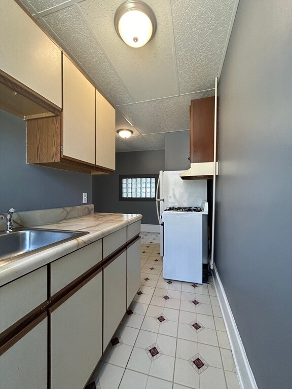 353 Madison St unit 3, Fall River, MA 02720 - photo 7