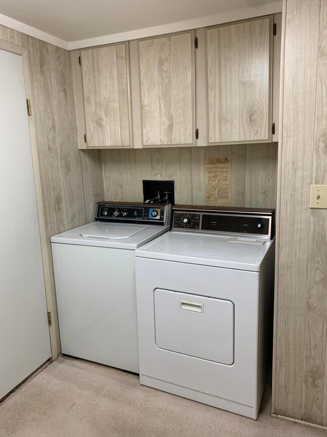 Laundry Rm 2