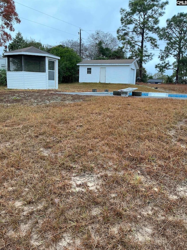 586 Beverly Hills Rd, Camden, SC 29020 - photo 5