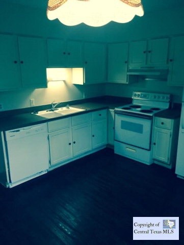 410 North St unit 205, San Marcos, TX 78666 - photo 6