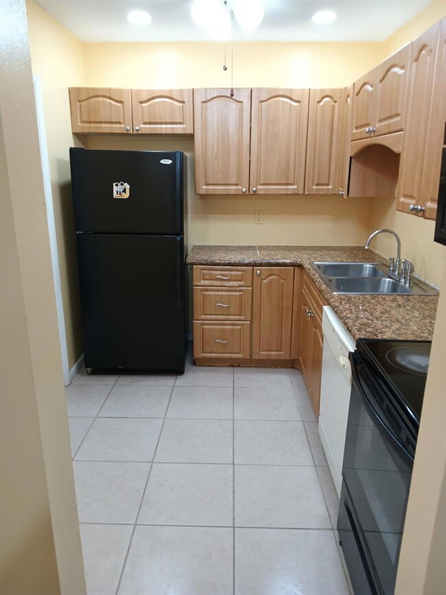 632 NW 13th St unit 120, Boca Raton, FL 33486 - photo 3