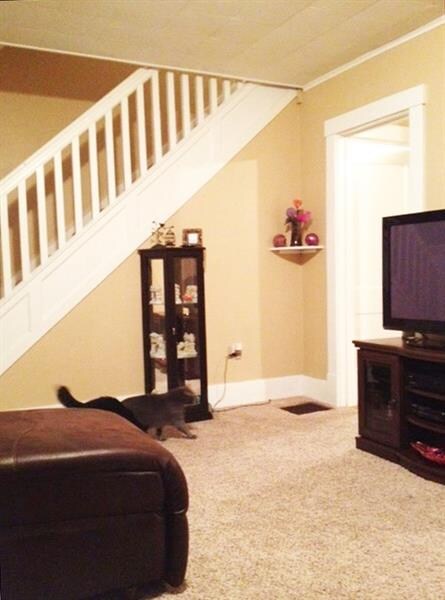 The white trim beautifully offsets the neutral col