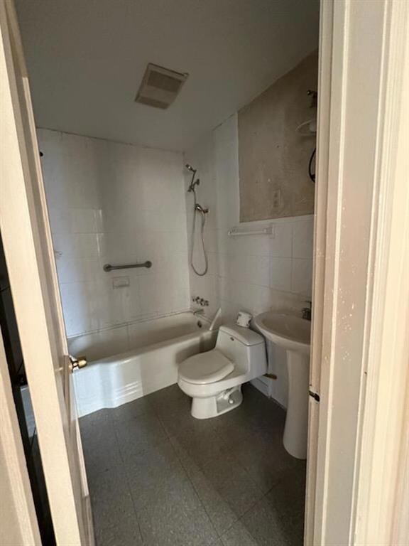 Full Bath