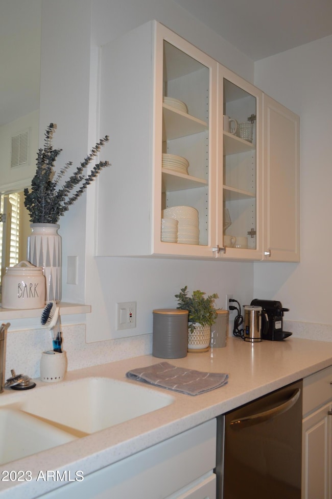 Biltmore Square Apartments unit 450, Phoenix, AZ 85016 - photo 5