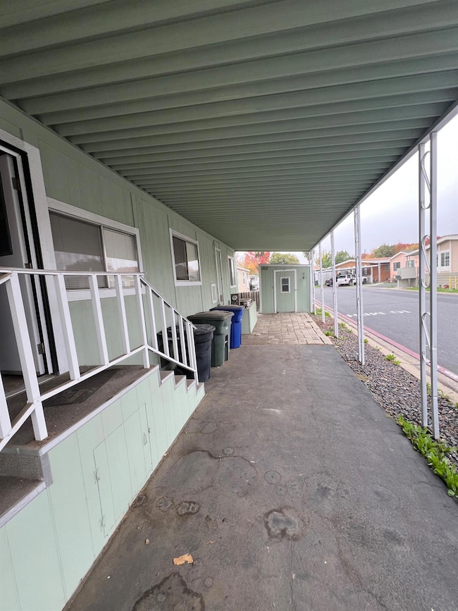 127 Sloop Ln, Modesto, CA 95356 - photo 5