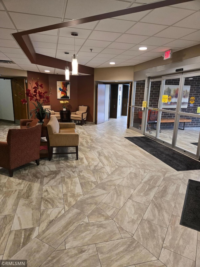 6615 Lake Shore Dr S unit 902, Richfield, MN 55423 - photo 4