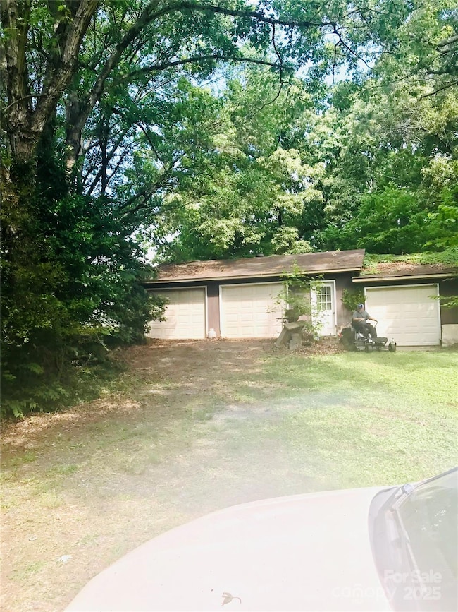 3715 Vanderburg Dr, Concord, NC 28025 - photo 4