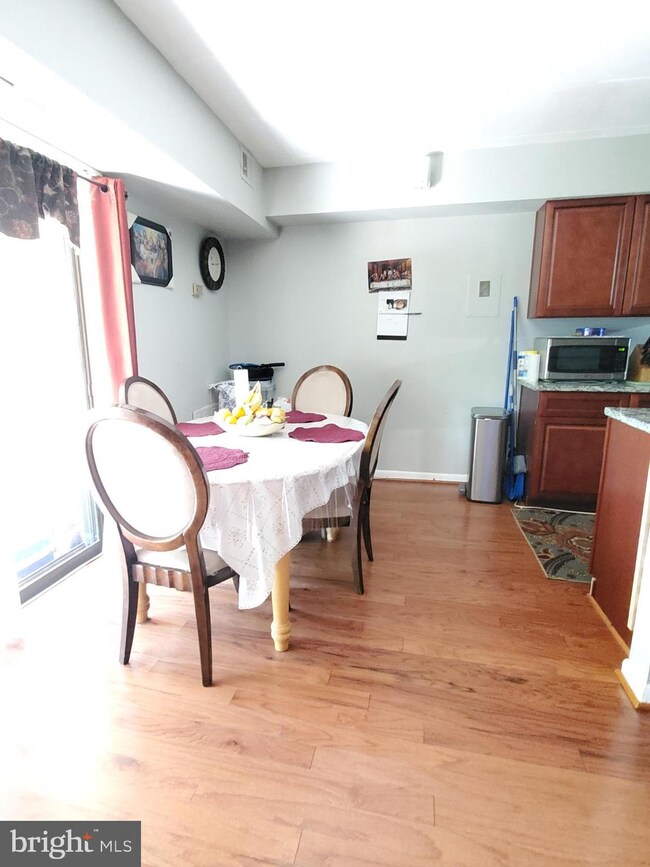 2321 Freetown Ct unit 1B, Reston, VA 20191 - photo 5