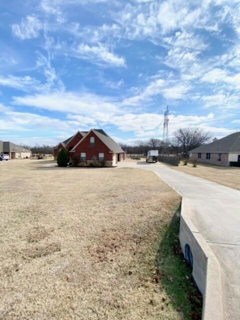 148 Fossil Rock Dr, Azle, TX 76020 - photo 2