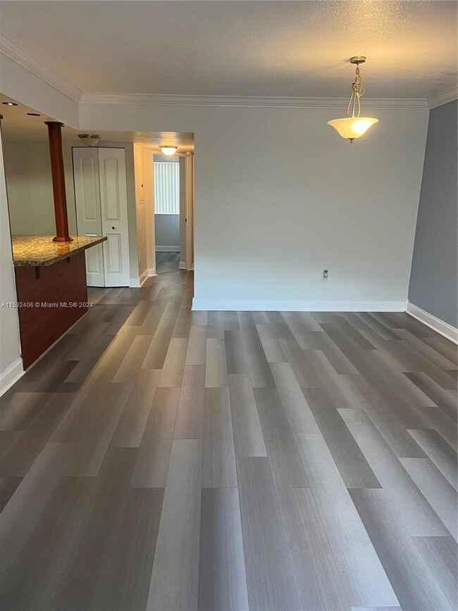 4732 NW 114th Ave unit 102, Doral, FL 33178 - photo 2