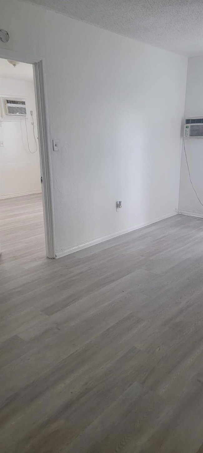 2417 Hayes St unit 1, Hollywood, FL 33020 - photo 3