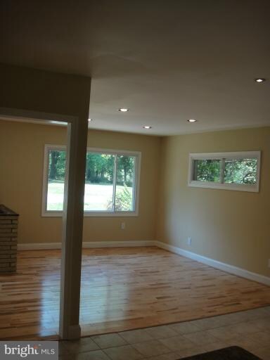 1308 Van Buren Dr, Fort Washington, MD 20744 - photo 6