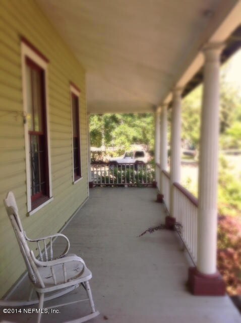 porch 1