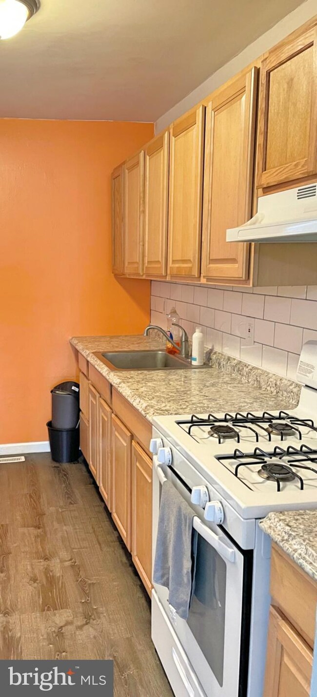 489 Fairfield Rd, East Windsor, NJ 08520 - photo 6