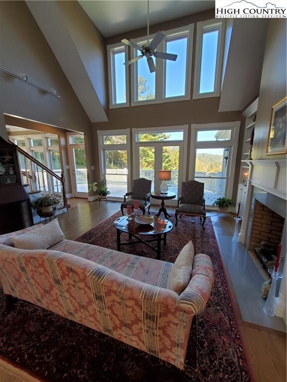 368 Laurel Chase Dr, Blowing Rock, NC 28605 - photo 2