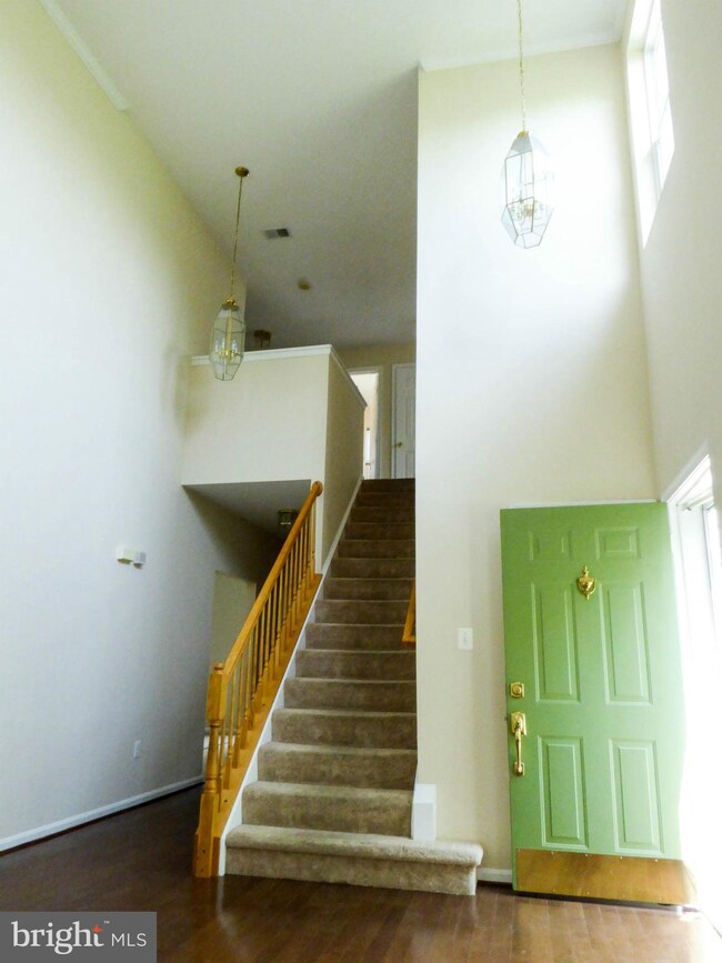 12150 Quick Fox Ct, Bristow, VA 20136 - photo 4